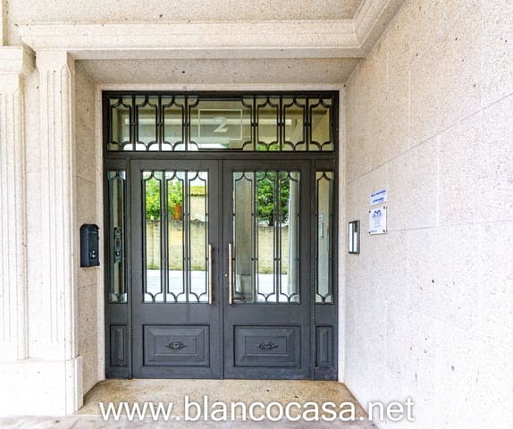 Gewerbe zu vermieten in Carballo mit Garage - 550 € (Ref: 9383469)