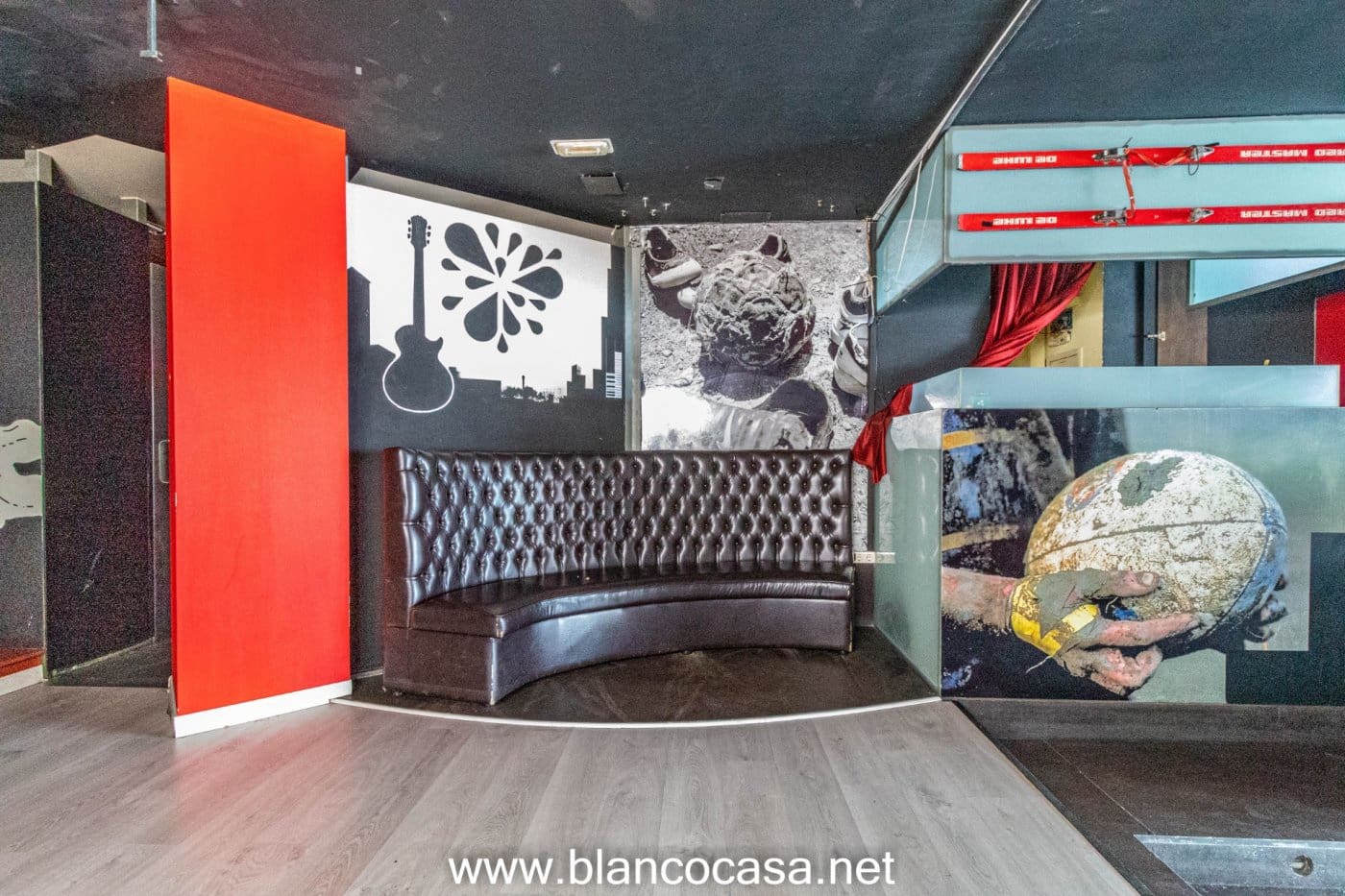 Kommersiell til salgs i A Laracha - € 92 000 (Ref: 9383475)