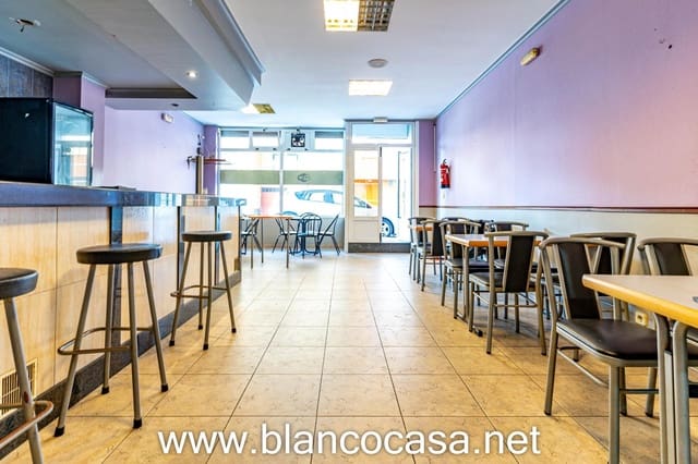 Commercial for sale in Carballo - € 59,900 (Ref: 9383480)