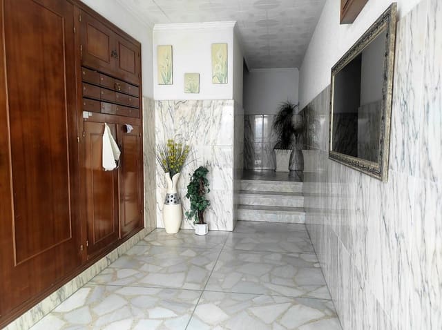 4 soverom Kontor til salgs i Carballo - € 59 000 (Ref: 9383484)