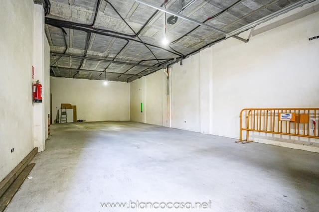 Gewerbe zu vermieten in Carballo - 390 € (Ref: 9383485)