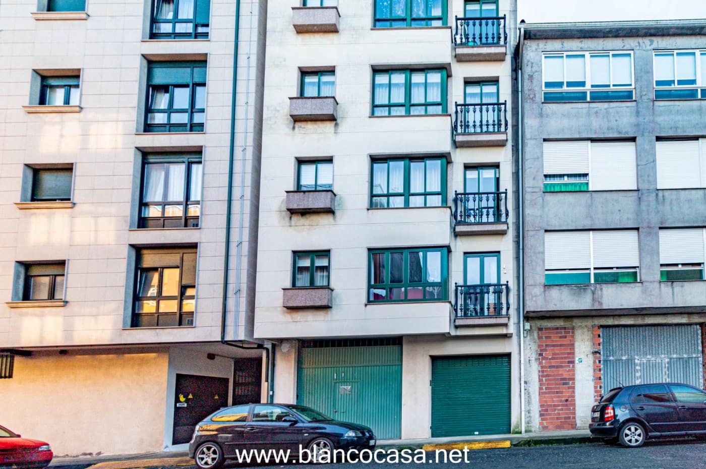 Garage in vendita in Carballo - 8.200 € (Rif: 9383486)