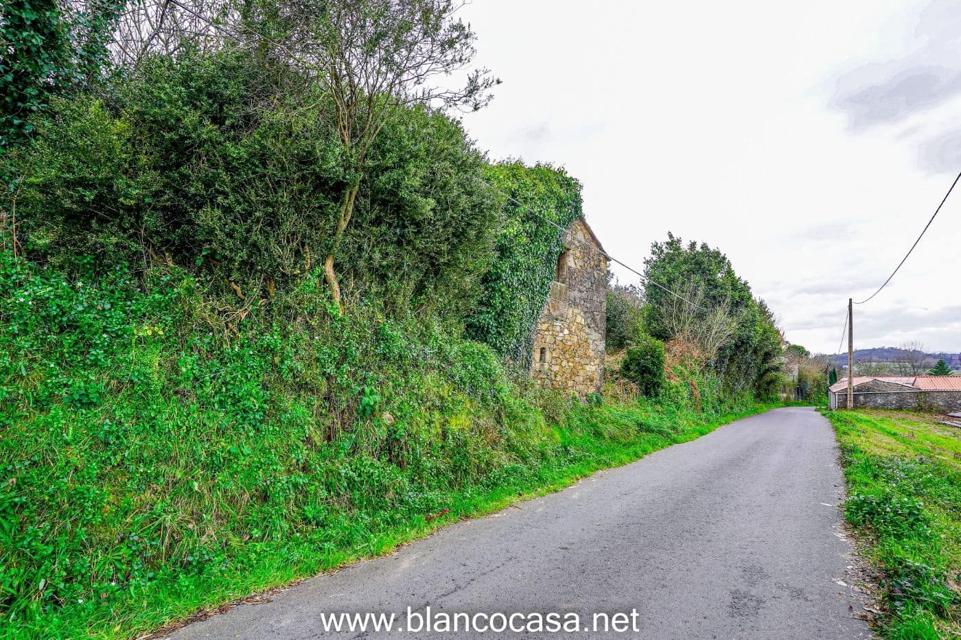 2 makuuhuone Maalaistalo myytävänä paikassa A Laracha - 45 000 € (Ref: 9383489)