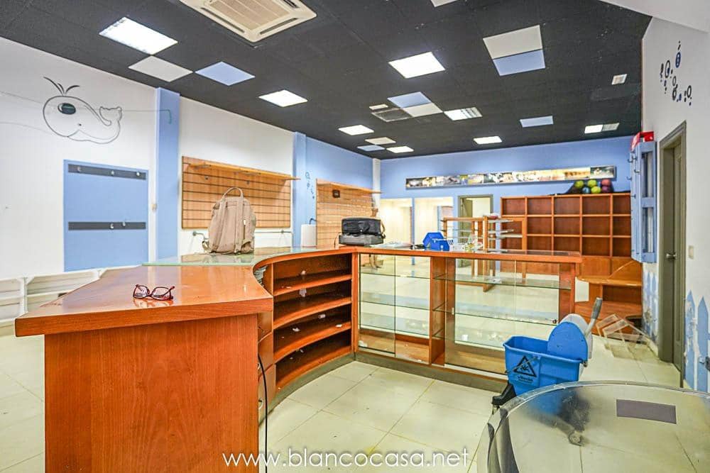 Commercieel te koop in Arteixo - € 109.900 (Ref: 9383490)