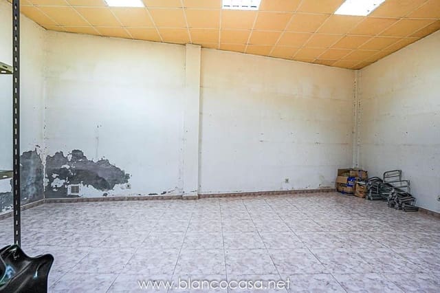 Commercieel te koop in Arteixo - € 109.900 (Ref: 9383490)