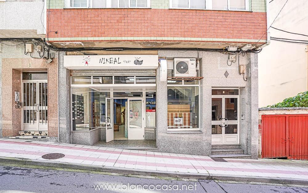 Commercieel te koop in Arteixo - € 109.900 (Ref: 9383490)