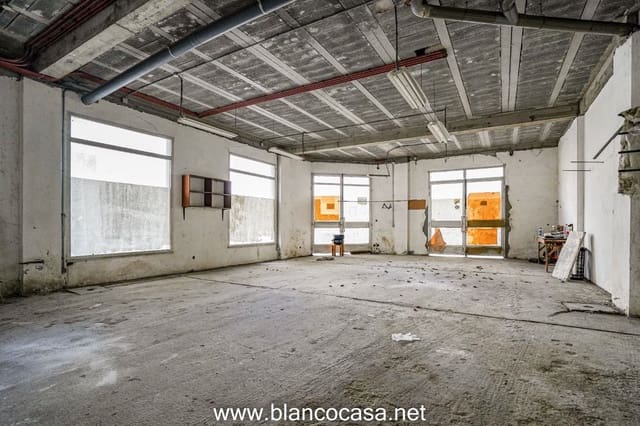 Gewerbe zu vermieten in Carballo - 350 € (Ref: 9383491)