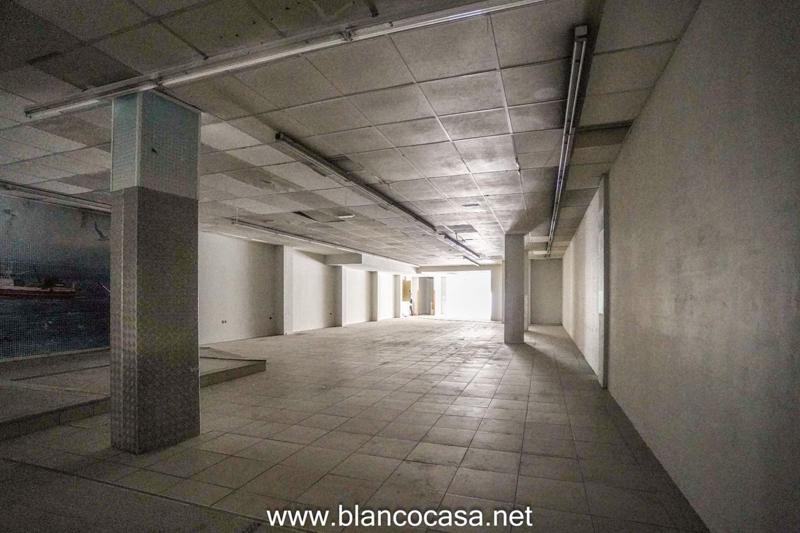 Commercieel te koop in Carballo - € 350.000 (Ref: 9383493)