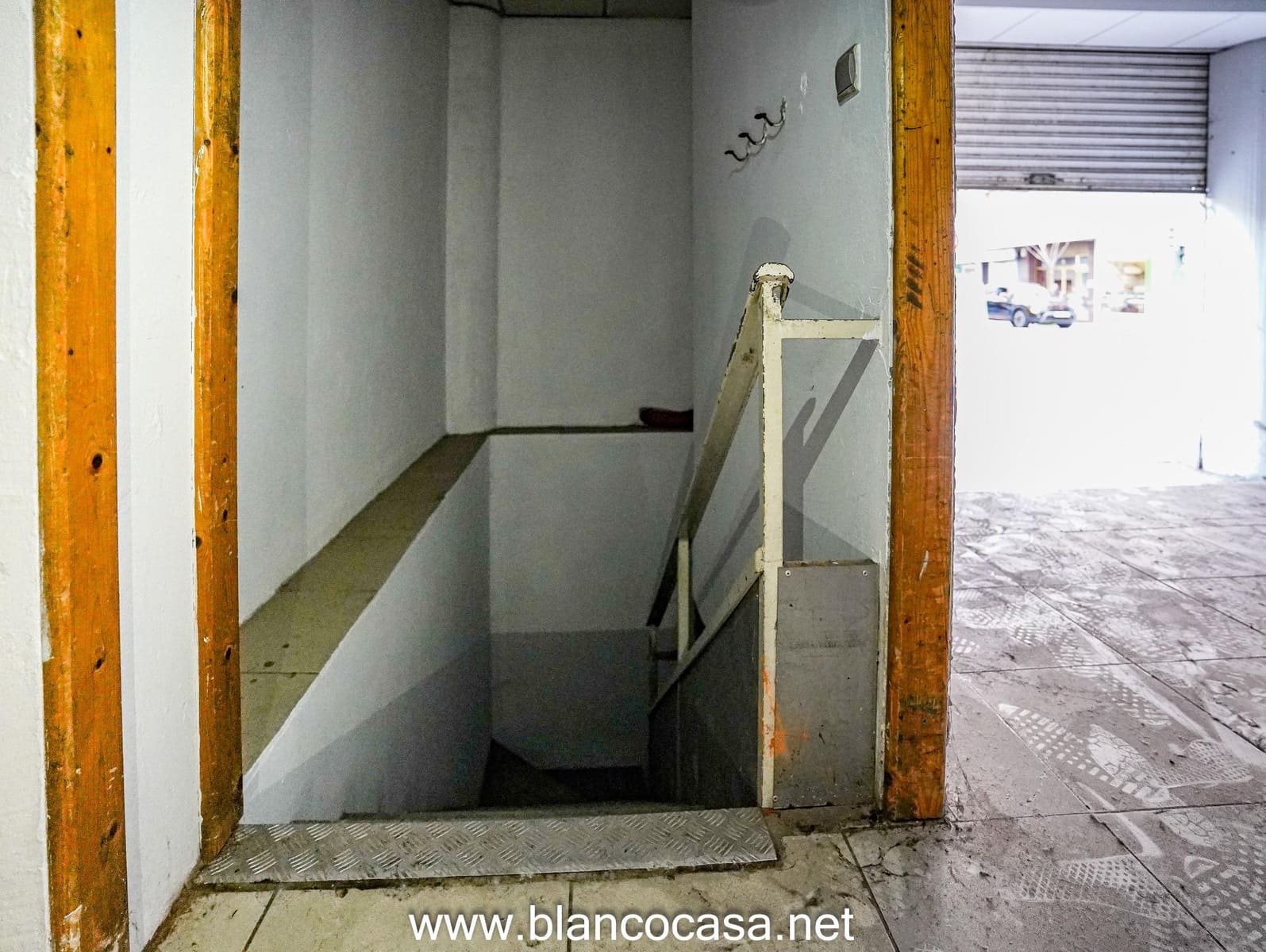 Commercieel te koop in Carballo - € 350.000 (Ref: 9383493)