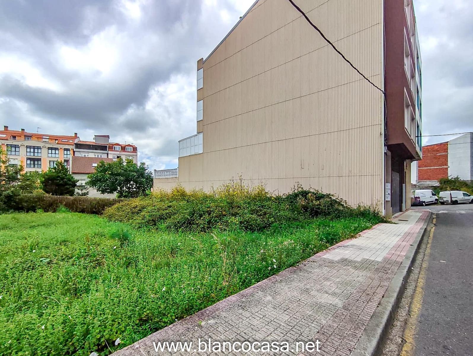 Działka budowlana na sprzedaż w Carballo - 51 900 € (Ref: 9383495)