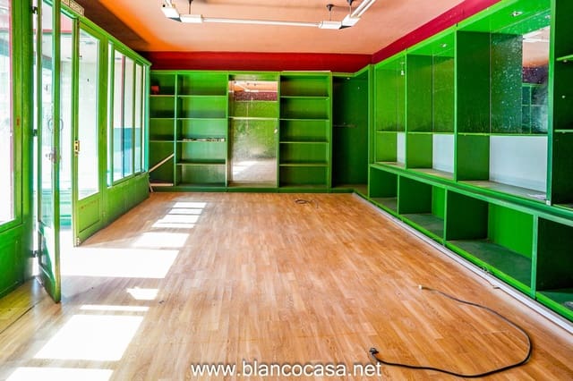 Erhverv til salg i Carballo - € 235.000 (Ref: 9383501)