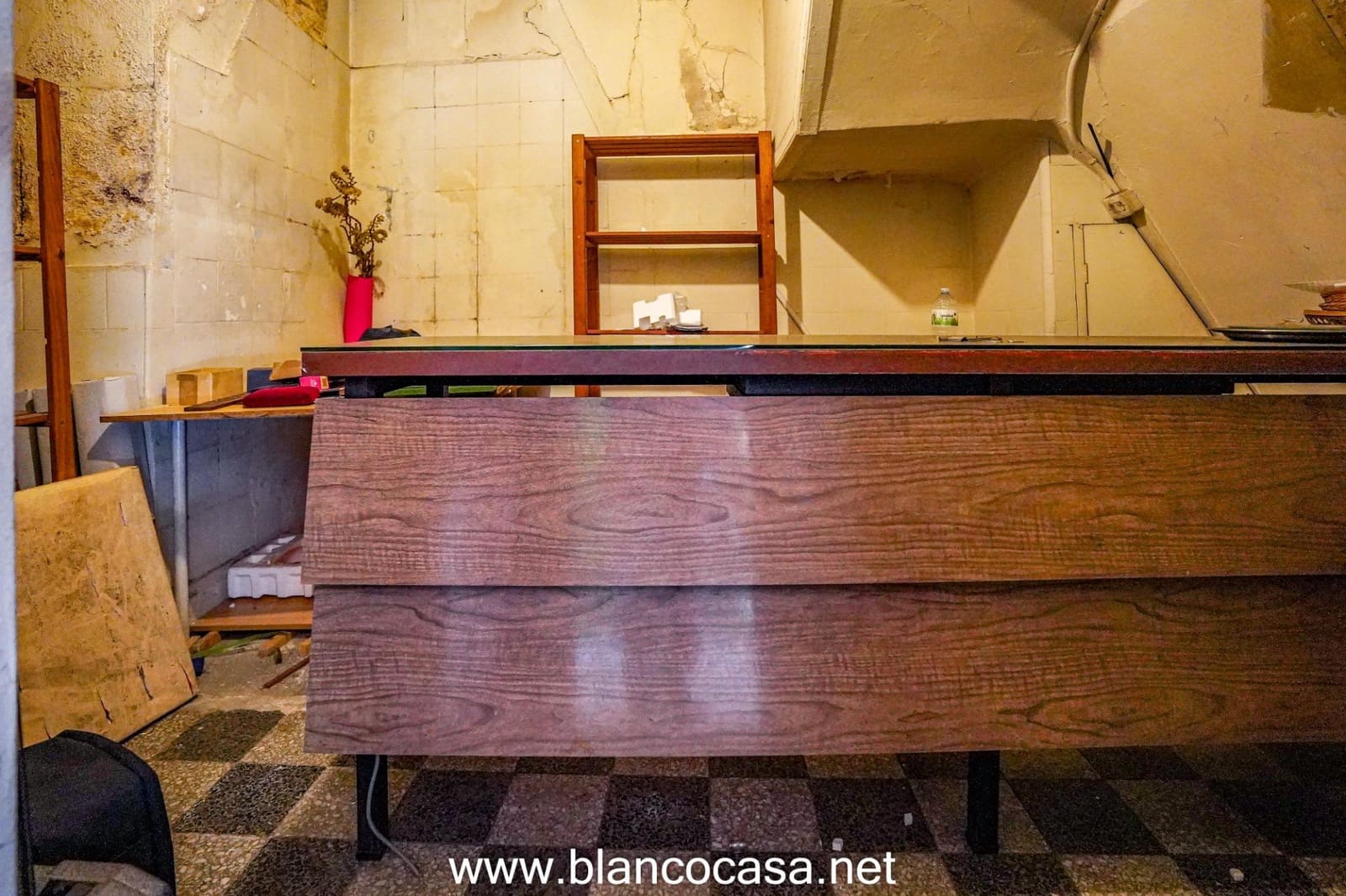 Erhverv til salg i Carballo - € 235.000 (Ref: 9383501)