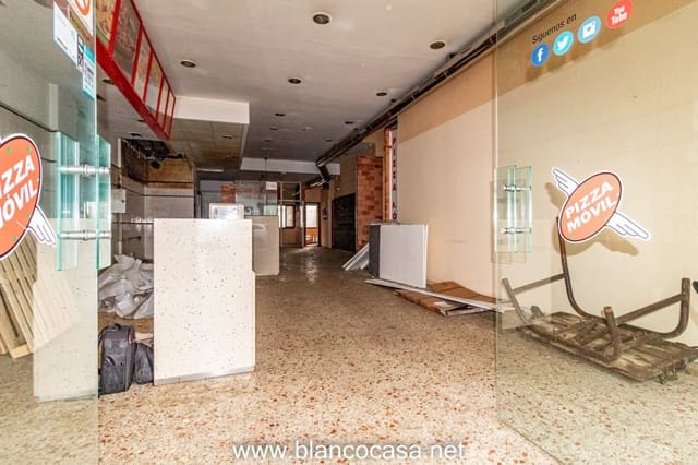 Commercial for rent in Carballo - € 900 (Ref: 9383502)