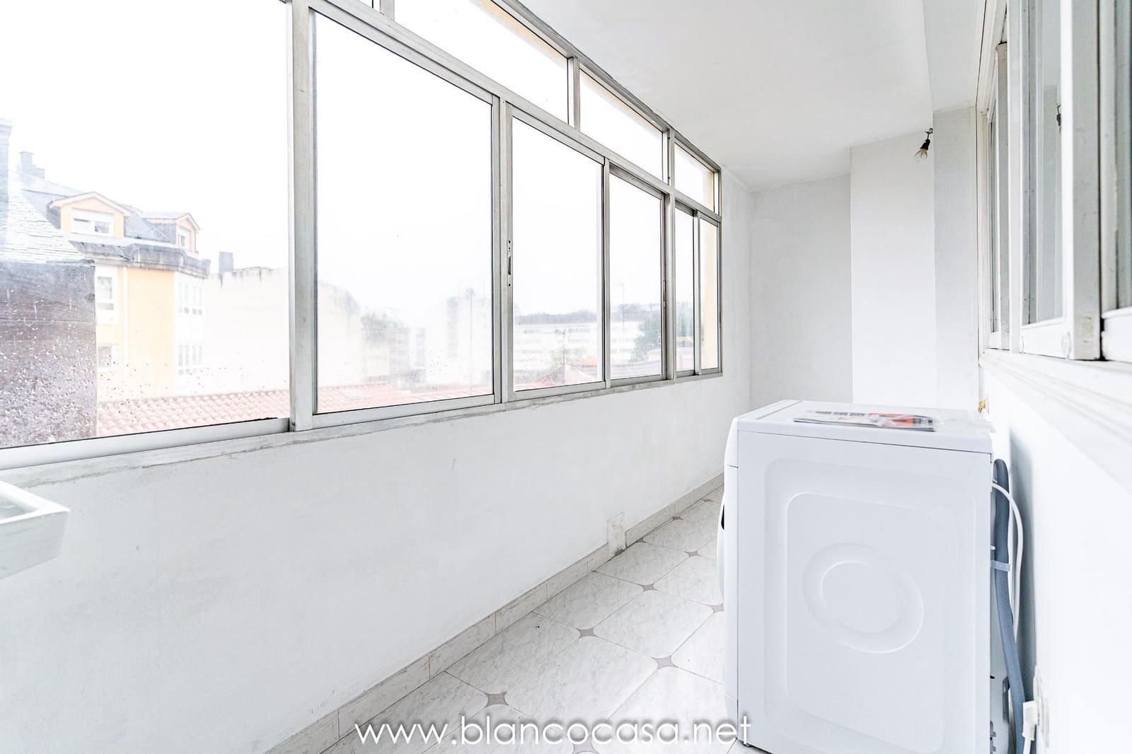 3 bedroom Flat for rent in Carballo - € 590 (Ref: 9388065)