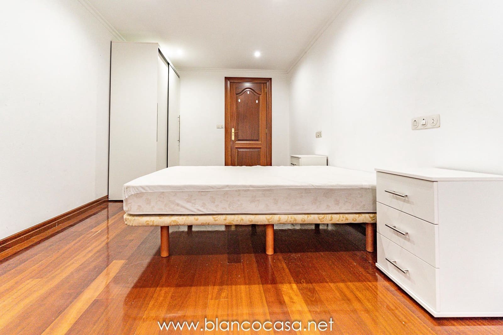 3 bedroom Flat for rent in Carballo - € 590 (Ref: 9388065)