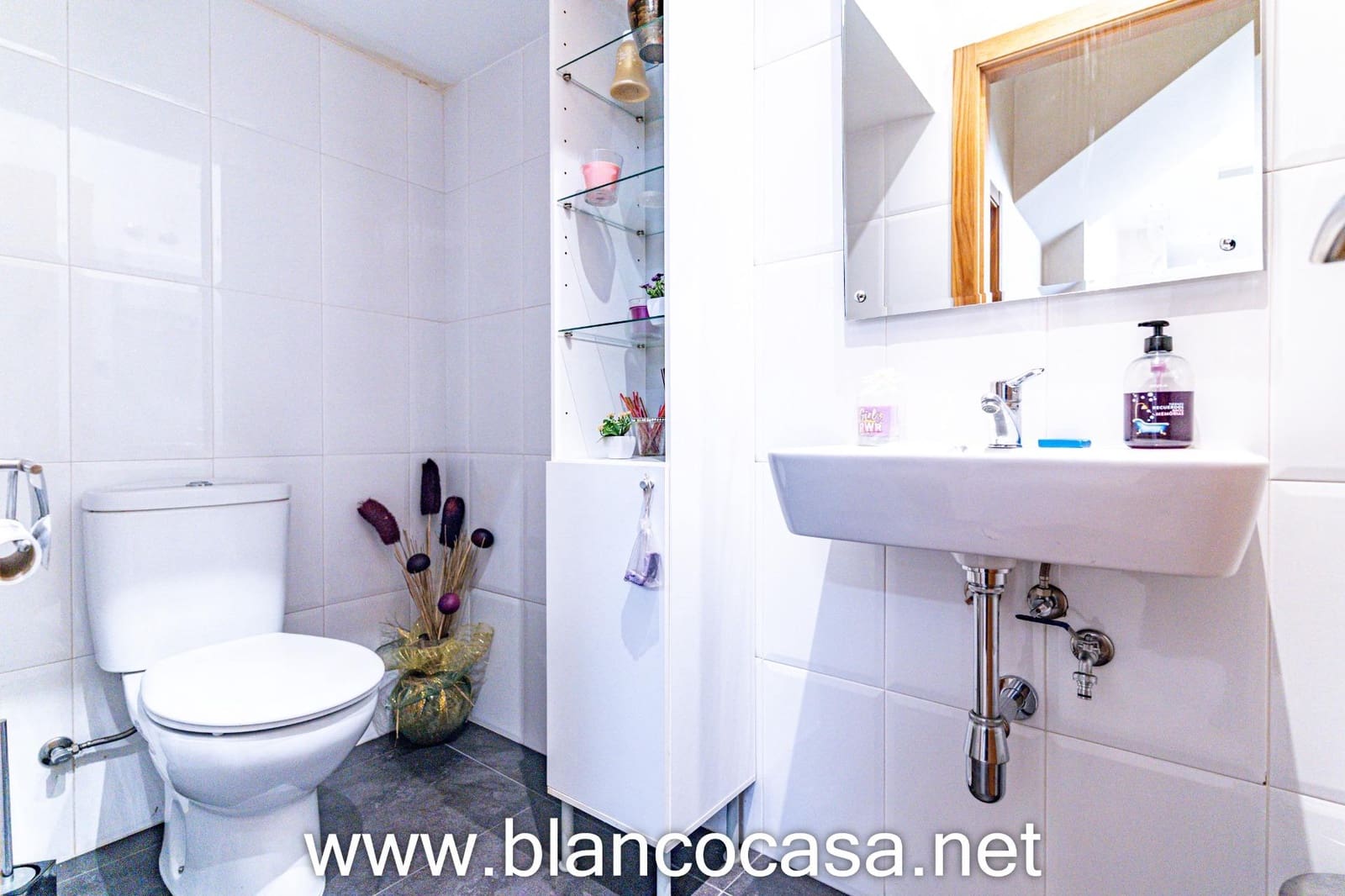 Yritys vuokrattavana paikassa Carballo - 490 € (Ref: 9398632)