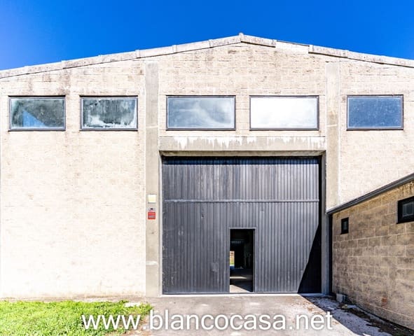 Negocio de 1 habitación en Malpica de Bergantiños en alquiler - 700 € (Ref: 9401323)