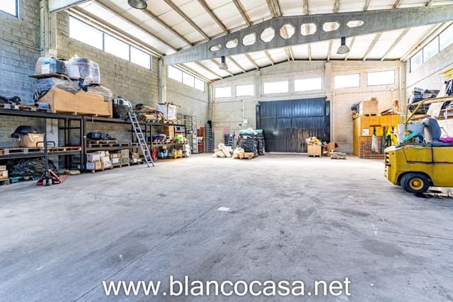 Negocio de 1 habitación en Malpica de Bergantiños en alquiler - 700 € (Ref: 9401323)