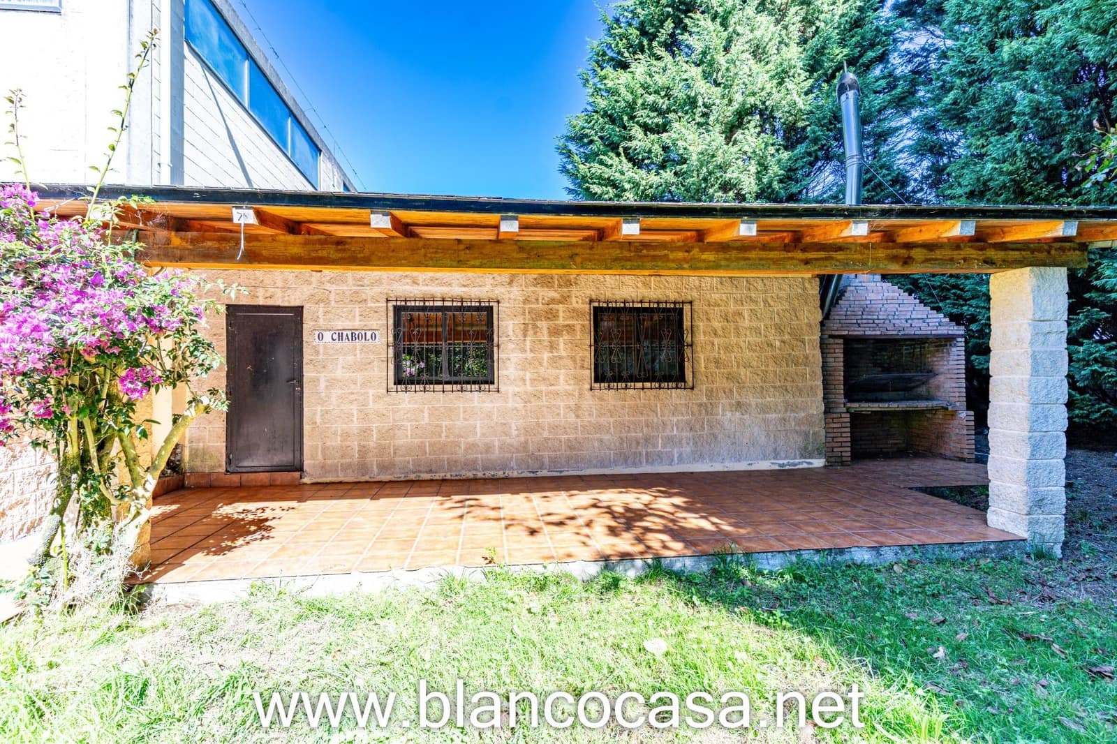 1 camera da letto Azienda da affittare in Malpica de Bergantinos - 700 € (Rif: 9401323)