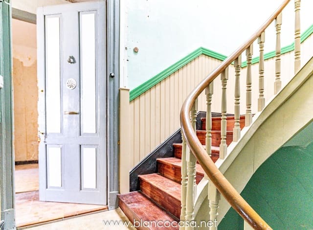 4 camera da letto Appartamento in vendita in A Coruña città - 149.900 € (Rif: 9406564)