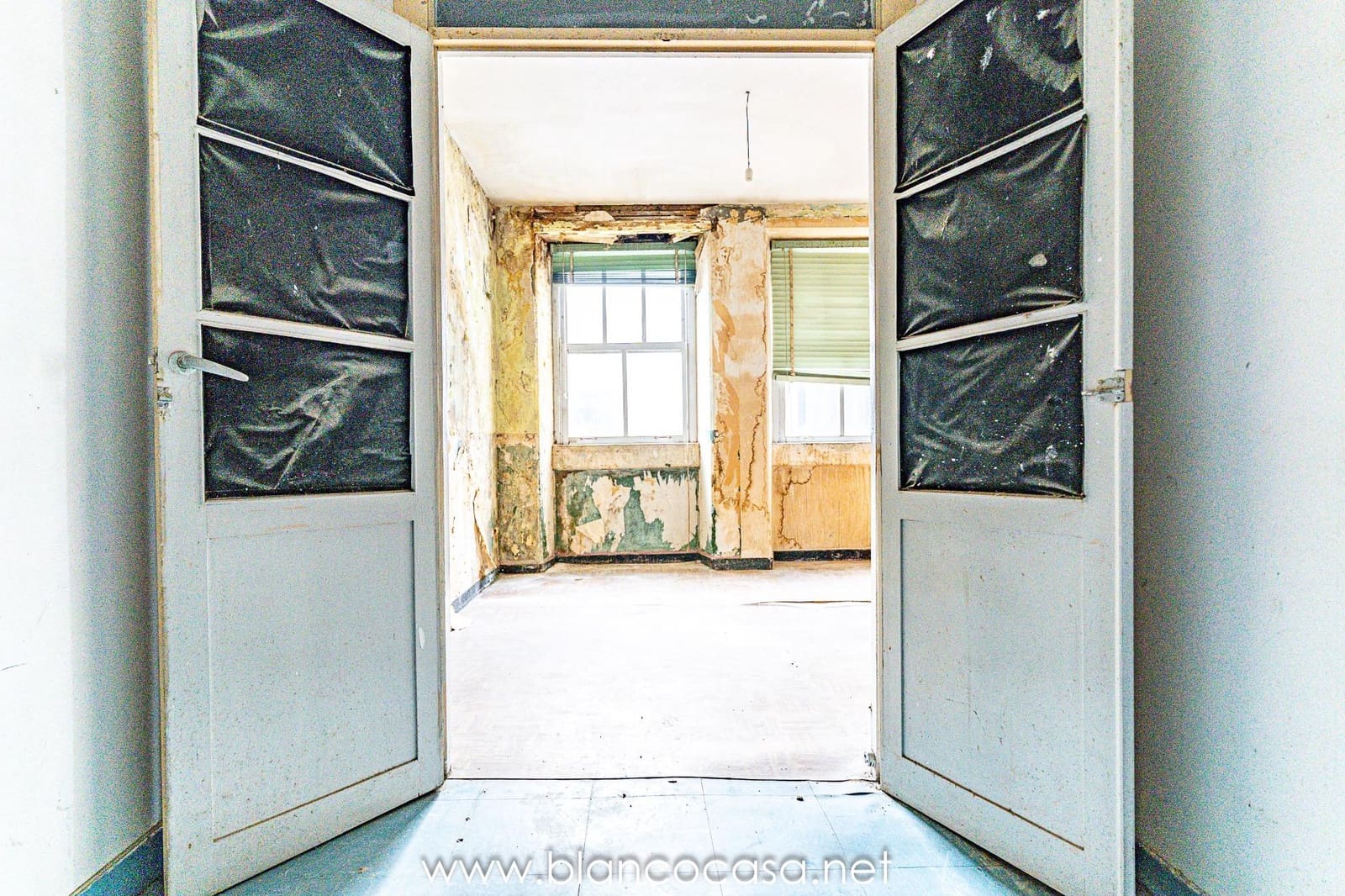 4 camera da letto Appartamento in vendita in A Coruna citta - 149.900 € (Rif: 9406564)