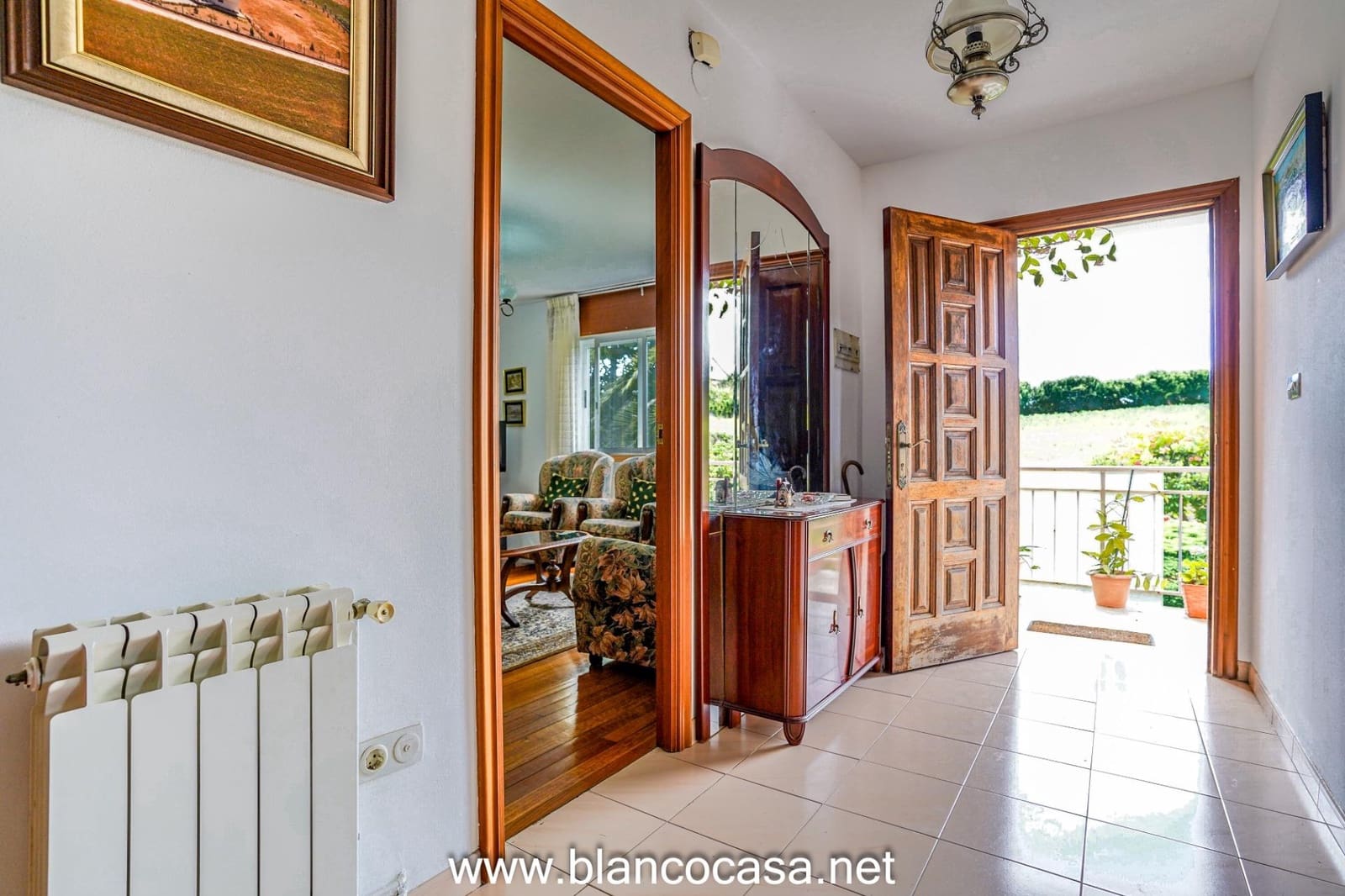 3 makuuhuone Maalaistalo myytävänä paikassa Carballo mukana 
autotalli - 249 999 € (Ref: 9406743)