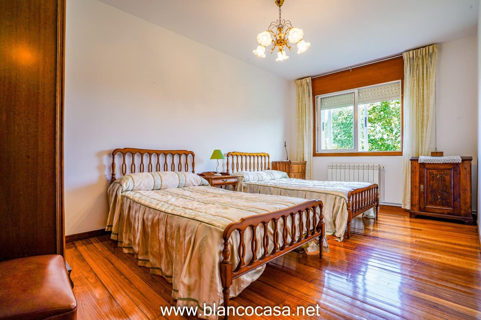 3 makuuhuone Maalaistalo myytävänä paikassa Carballo mukana 
autotalli - 249 999 € (Ref: 9406743)