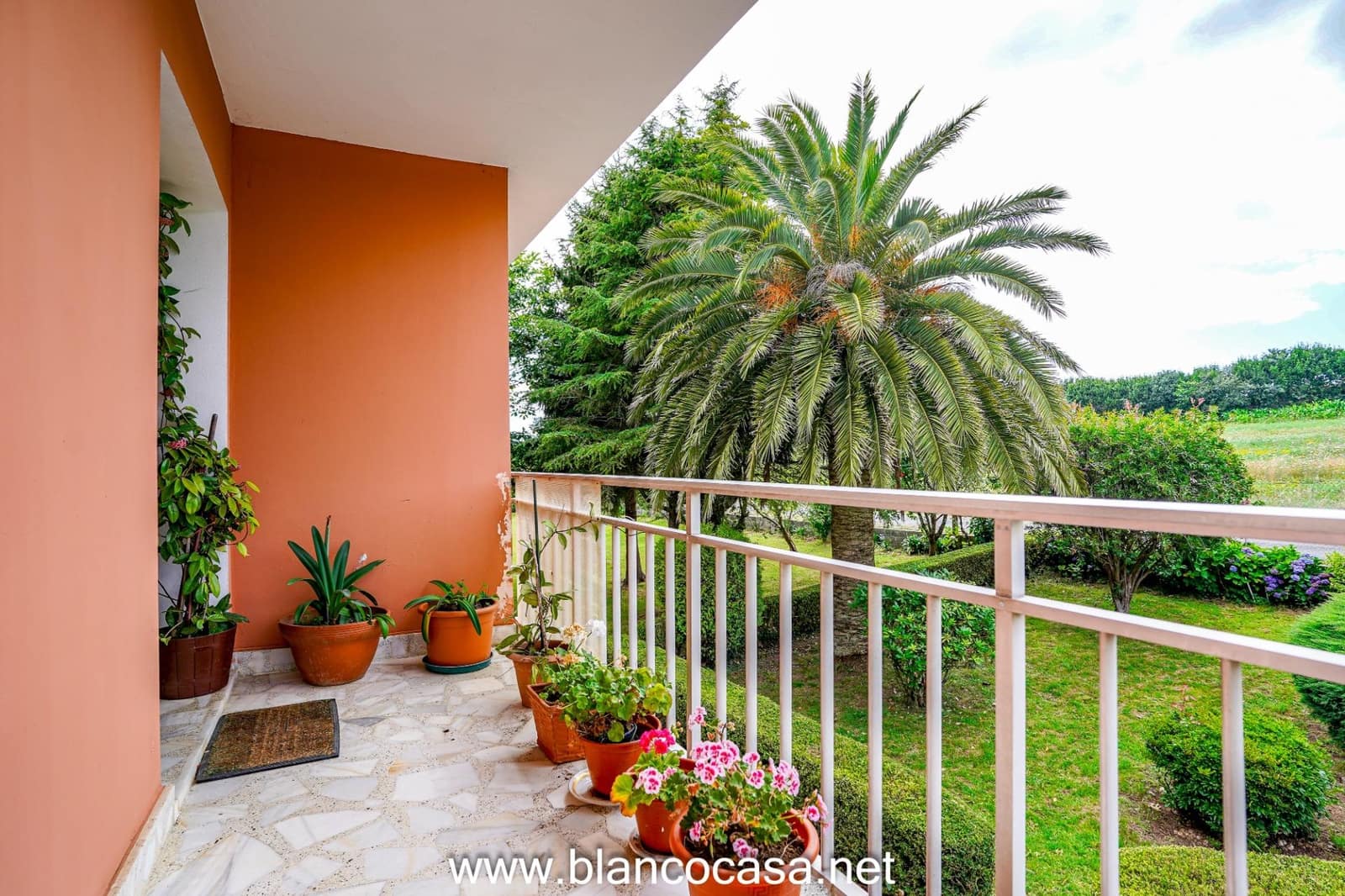 3 makuuhuone Maalaistalo myytävänä paikassa Carballo mukana 
autotalli - 249 999 € (Ref: 9406743)