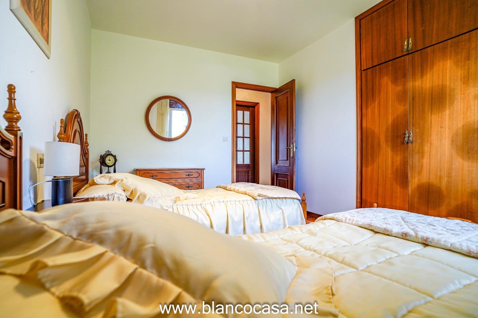 3 makuuhuone Maalaistalo myytävänä paikassa Carballo mukana 
autotalli - 249 999 € (Ref: 9406743)