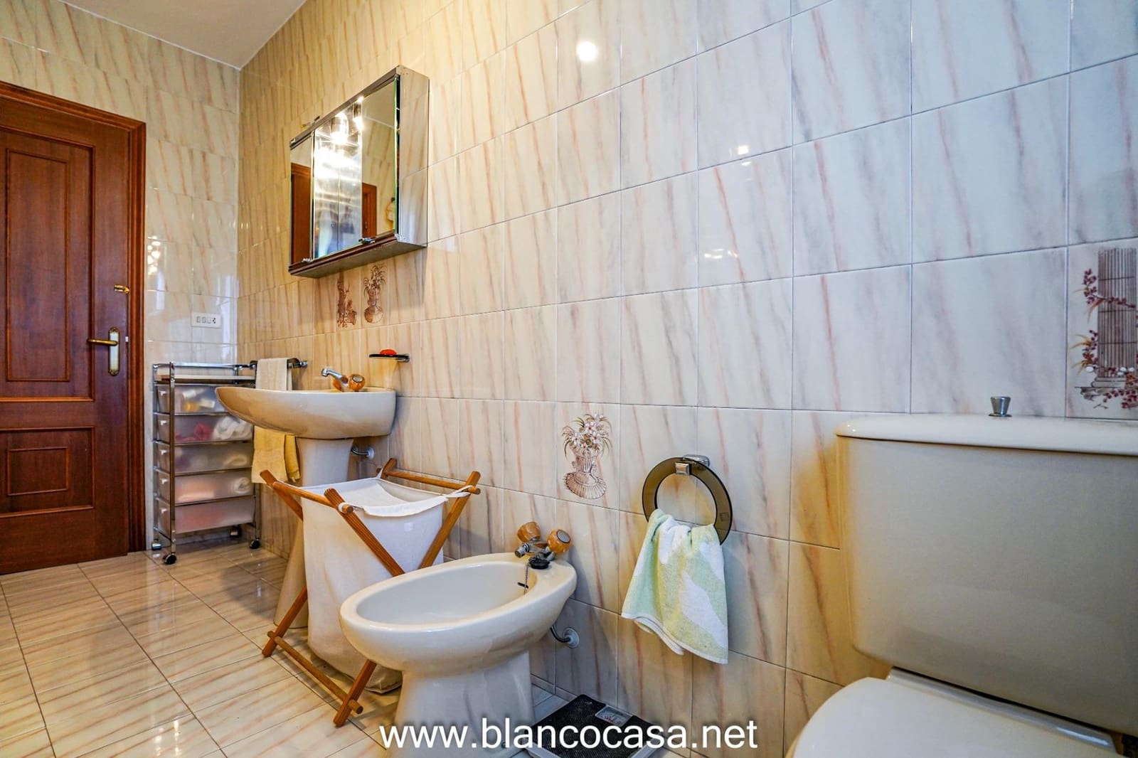 3 makuuhuone Maalaistalo myytävänä paikassa Carballo mukana 
autotalli - 249 999 € (Ref: 9406743)