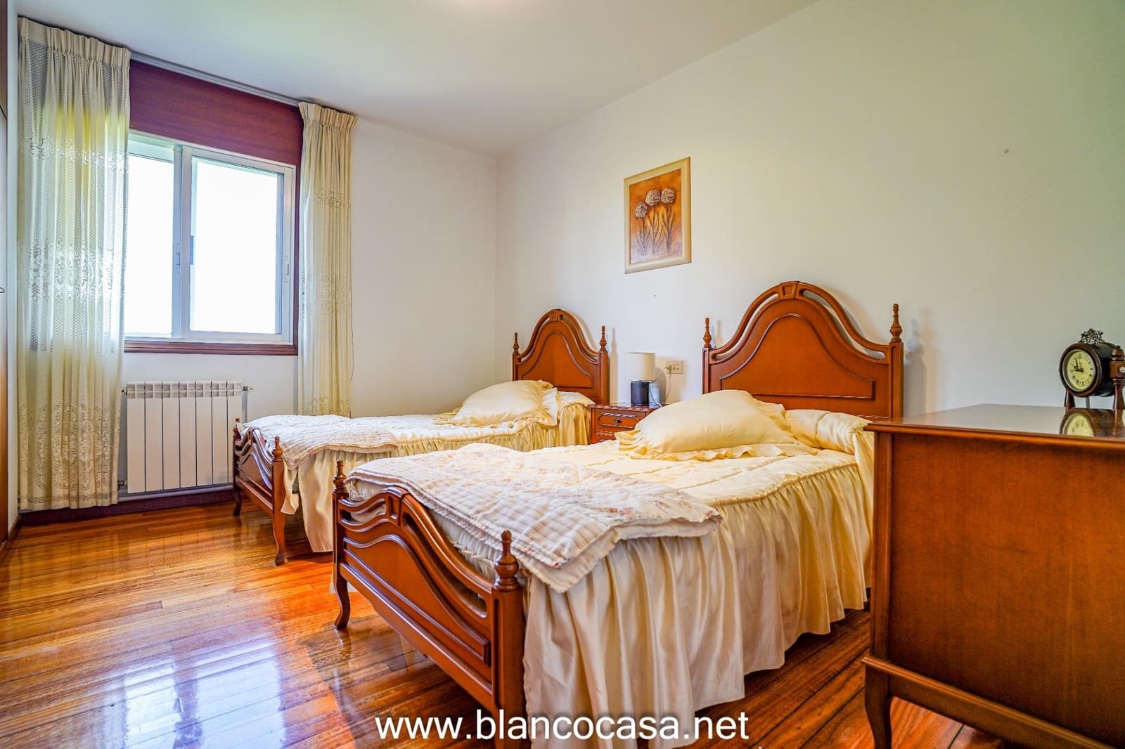 3 makuuhuone Maalaistalo myytävänä paikassa Carballo mukana 
autotalli - 249 999 € (Ref: 9406743)