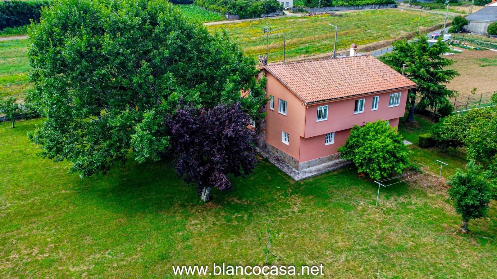 3 makuuhuone Maalaistalo myytävänä paikassa Carballo mukana 
autotalli - 249 999 € (Ref: 9406743)