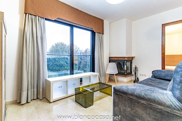 2 bedroom Apartment for rent in Carballo with garage - € 550 (Ref: 9419573)