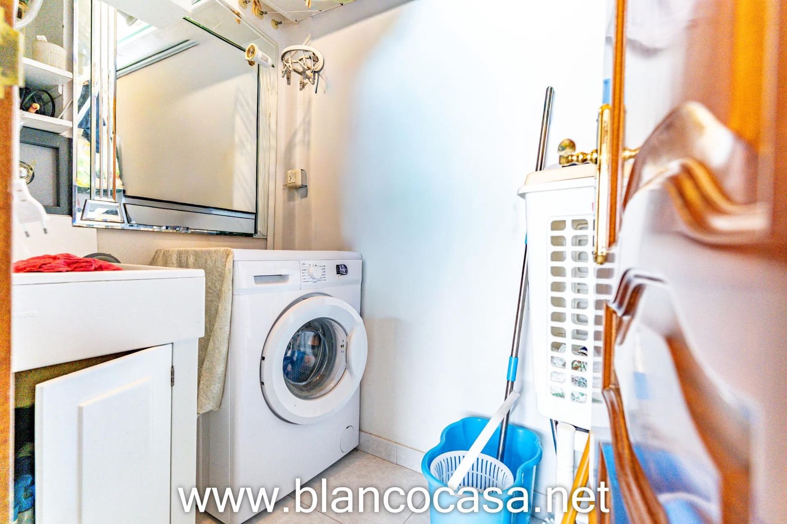 Piso de 3 habitaciones en Carballo en venta - 115.000 € (Ref: 9446505)