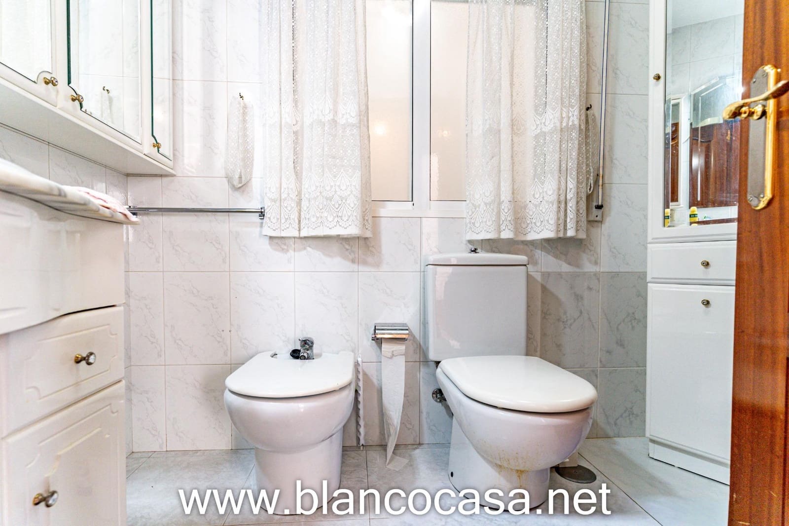 Piso de 3 habitaciones en Carballo en venta - 115.000 € (Ref: 9446505)