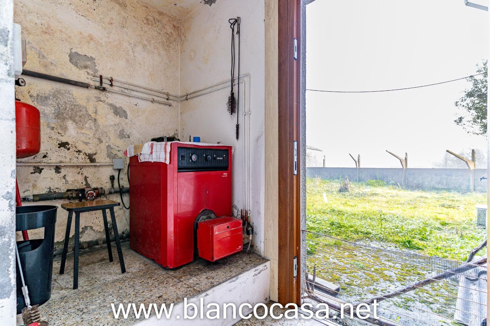 4 sypialnia Finka/Dom wiejski na sprzedaż w Carballo - 139 999 € (Ref: 9452259)