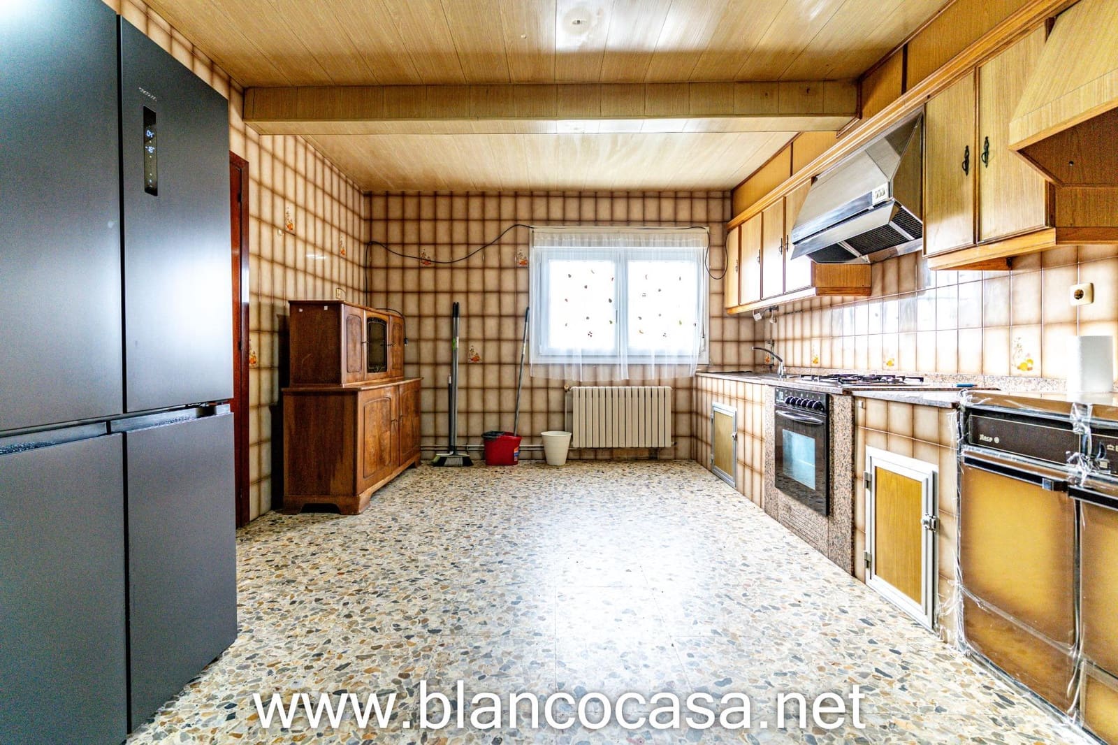 4 sypialnia Finka/Dom wiejski na sprzedaż w Carballo - 139 999 € (Ref: 9452259)