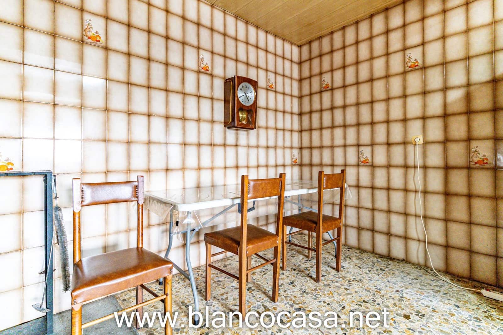 4 sypialnia Finka/Dom wiejski na sprzedaż w Carballo - 139 999 € (Ref: 9452259)