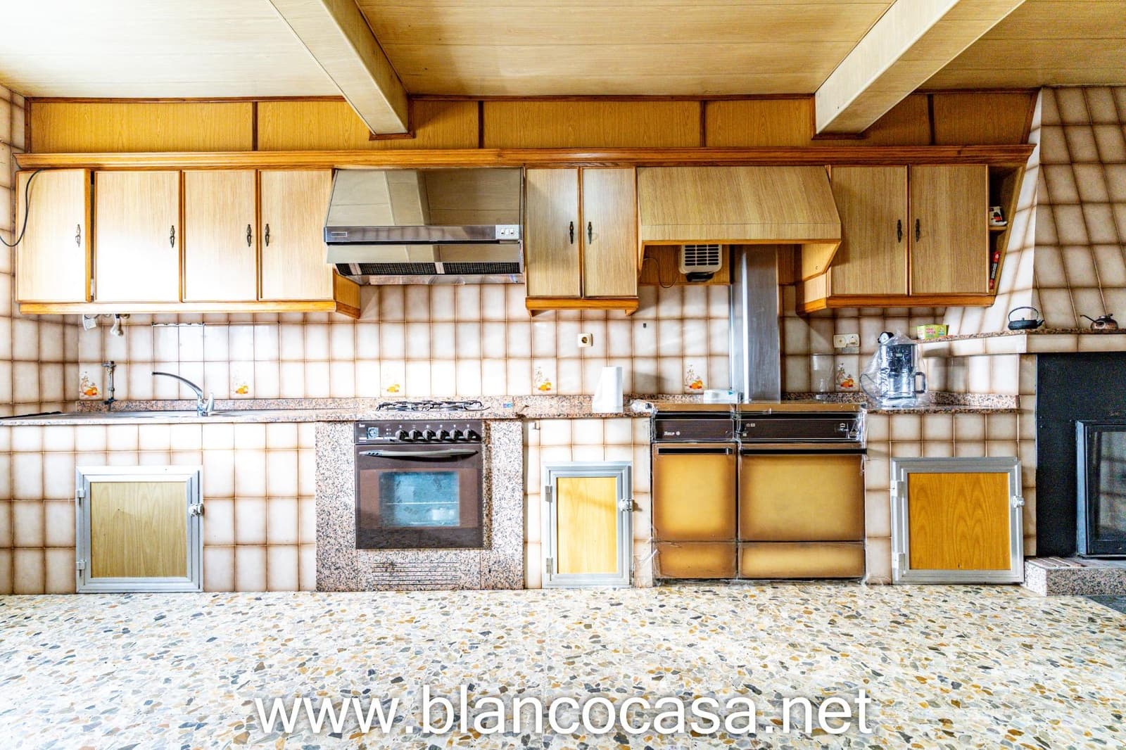 4 sypialnia Finka/Dom wiejski na sprzedaż w Carballo - 139 999 € (Ref: 9452259)