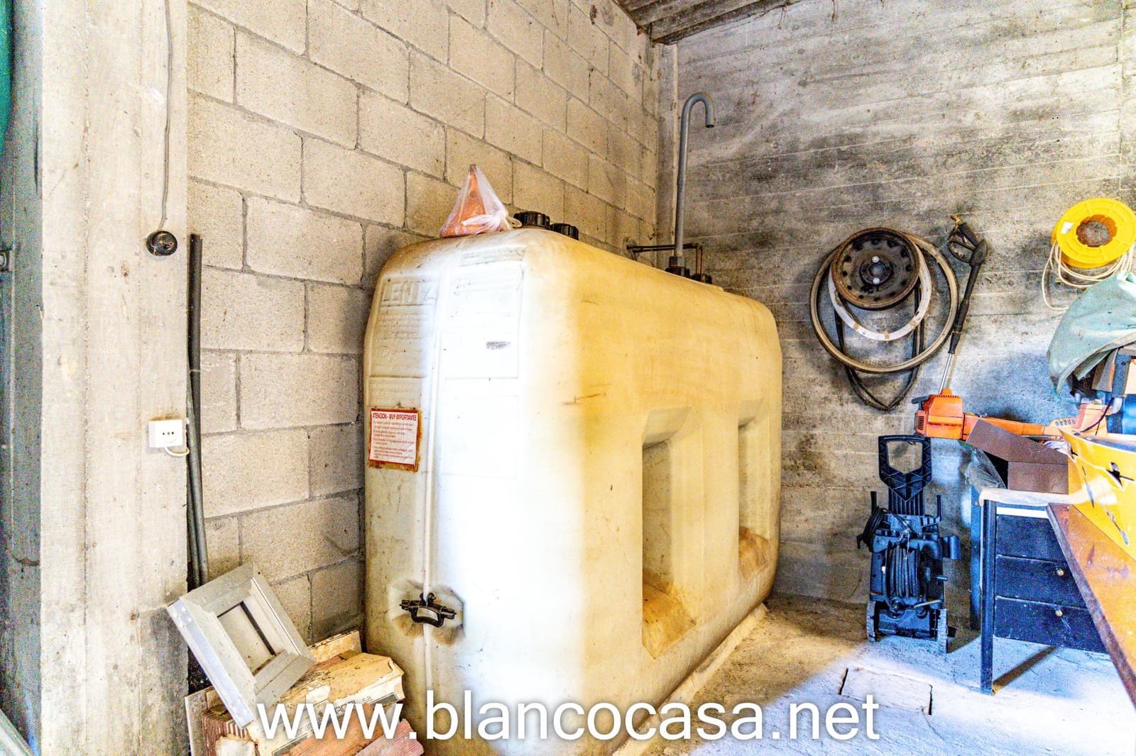 4 sypialnia Finka/Dom wiejski na sprzedaż w Carballo - 139 999 € (Ref: 9452259)