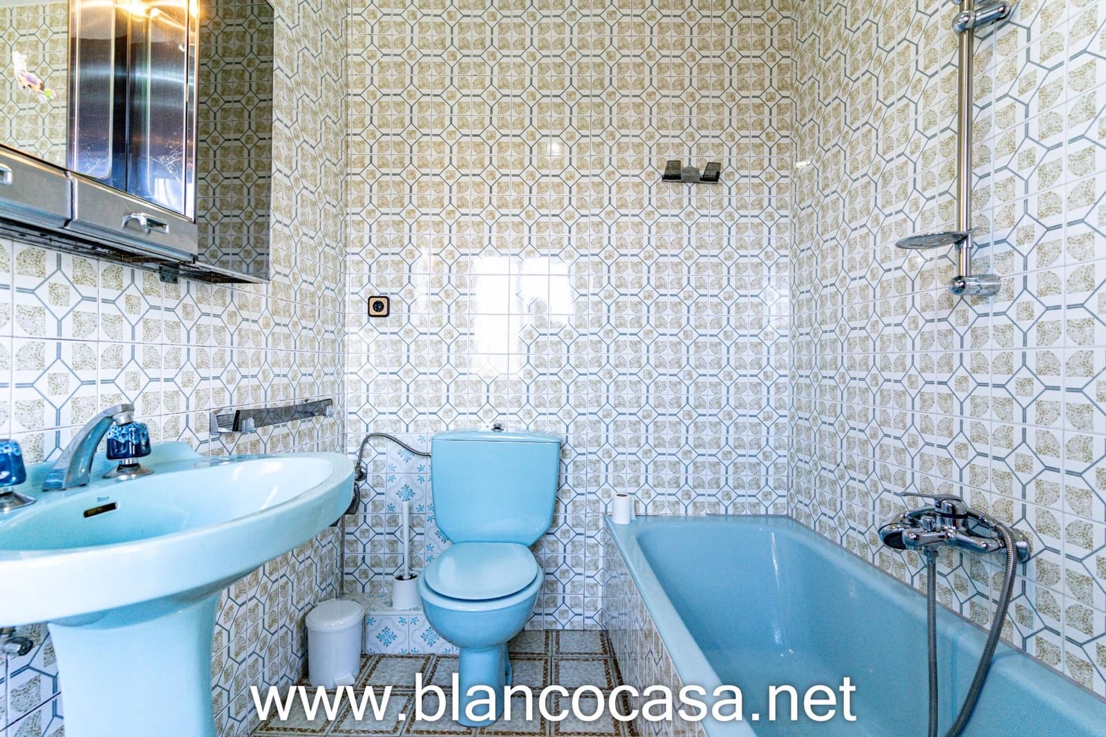 4 sypialnia Finka/Dom wiejski na sprzedaż w Carballo - 139 999 € (Ref: 9452259)