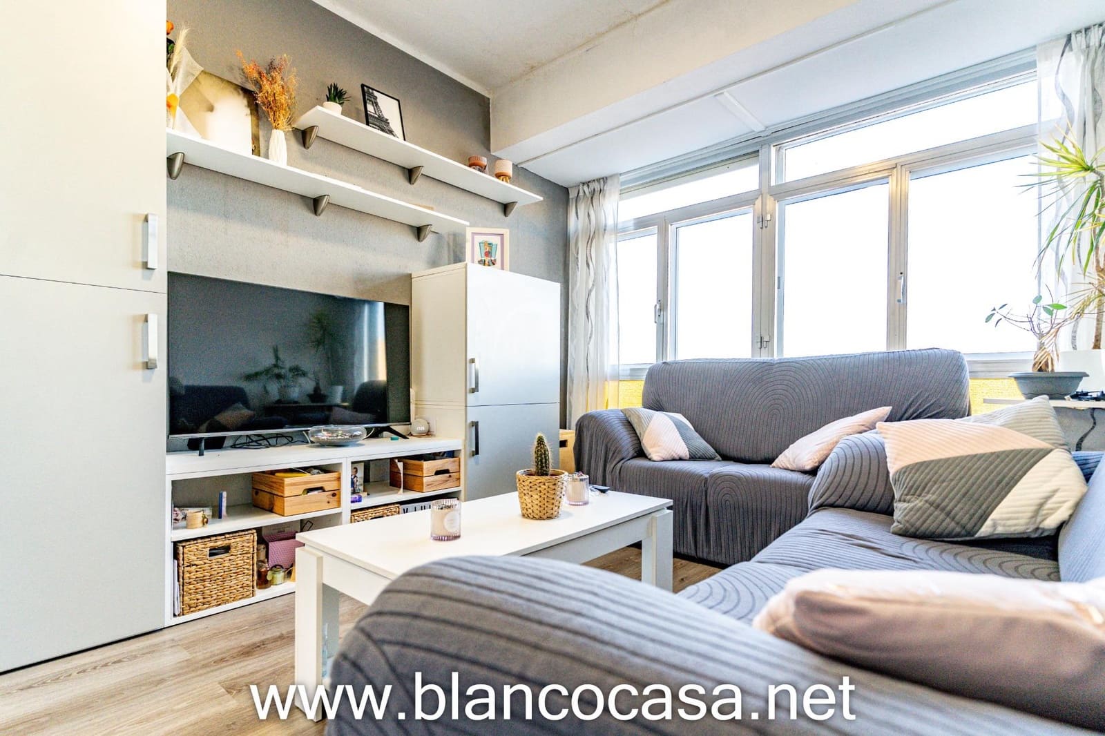 3 makuuhuone Asunto myytävänä paikassa Carballo - 63 990 € (Ref: 9462476)