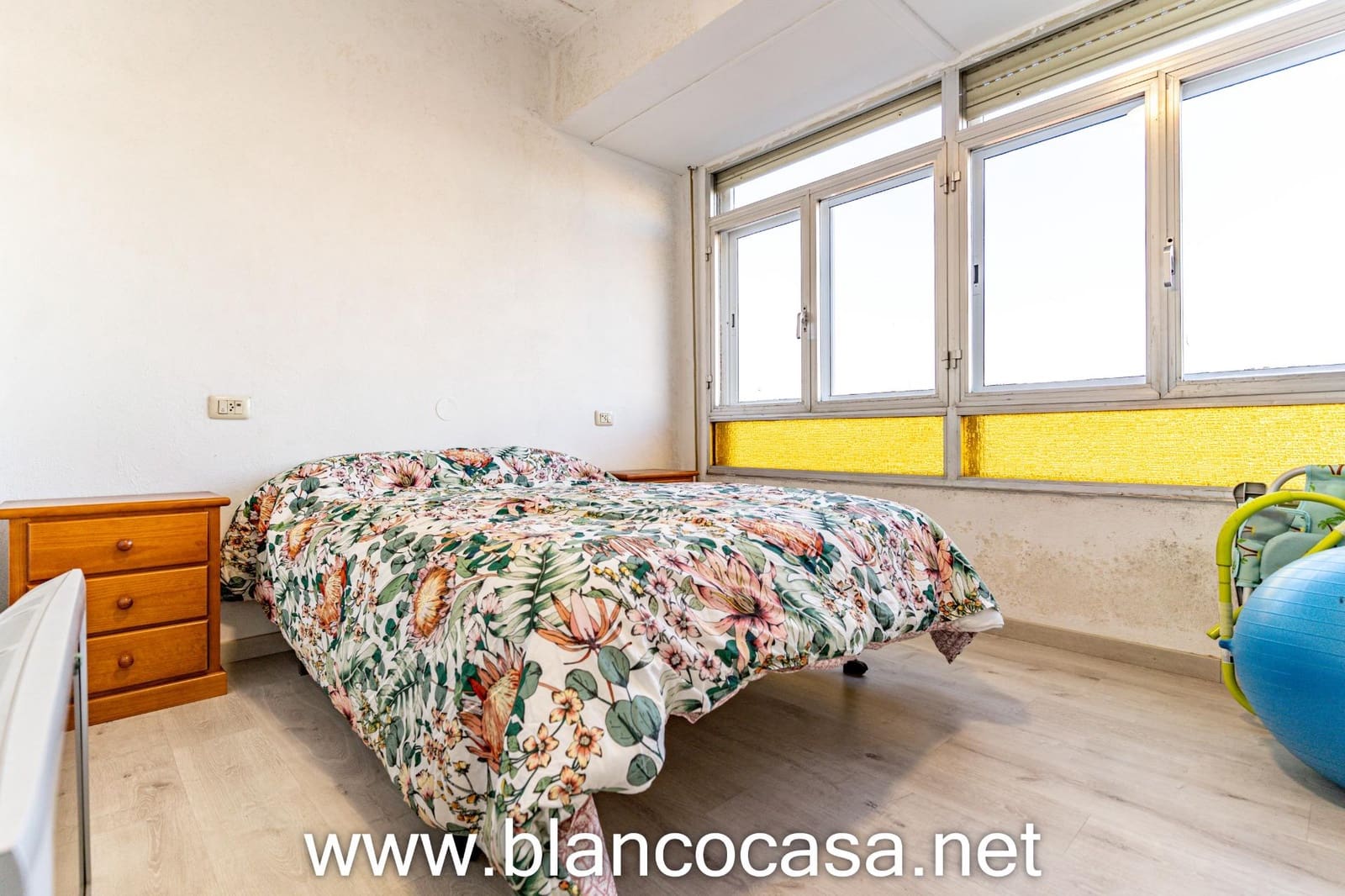 3 makuuhuone Asunto myytävänä paikassa Carballo - 63 990 € (Ref: 9462476)