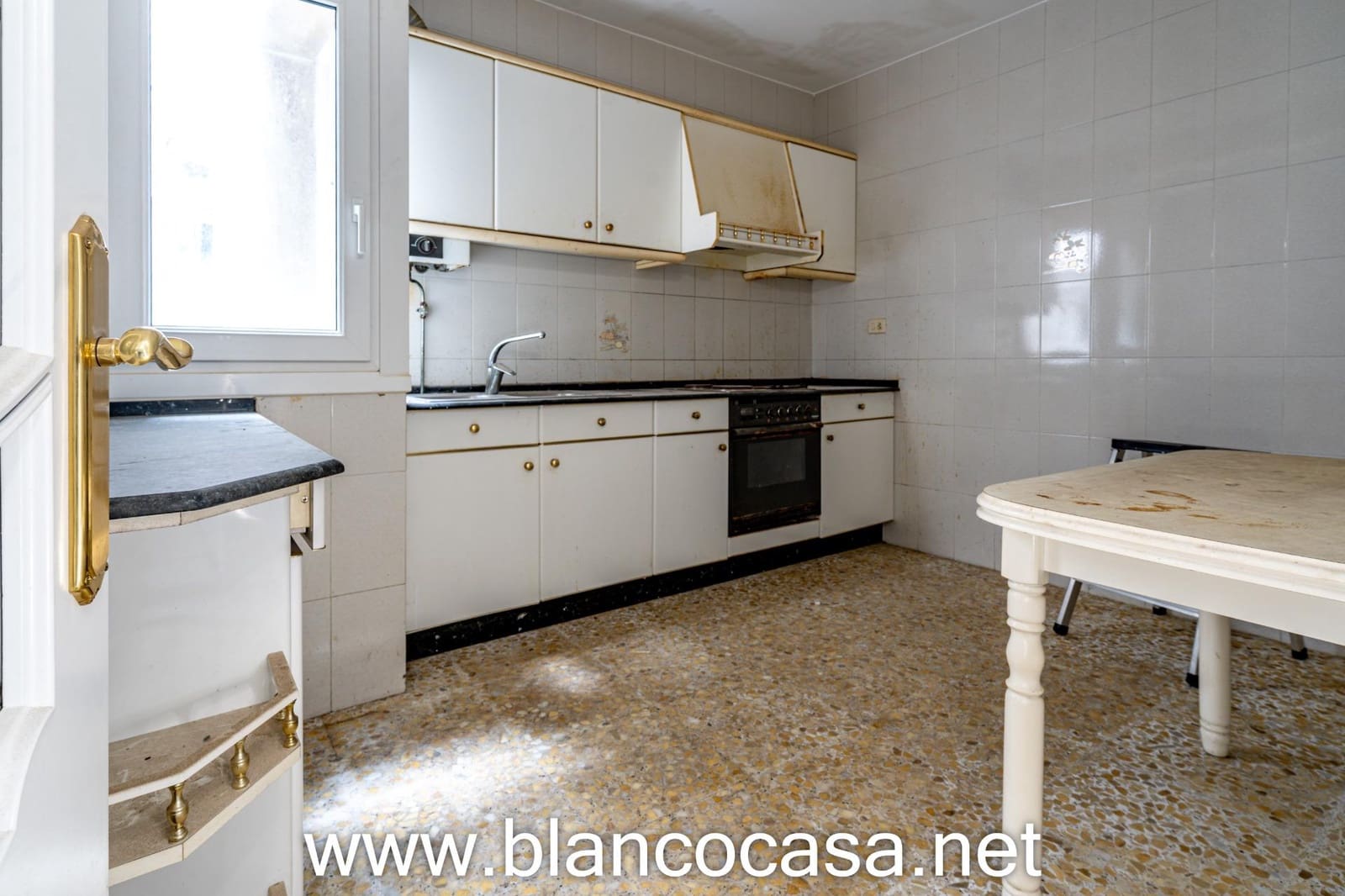 3 bedroom Flat for sale in Carballo - € 74,990 (Ref: 9468564)