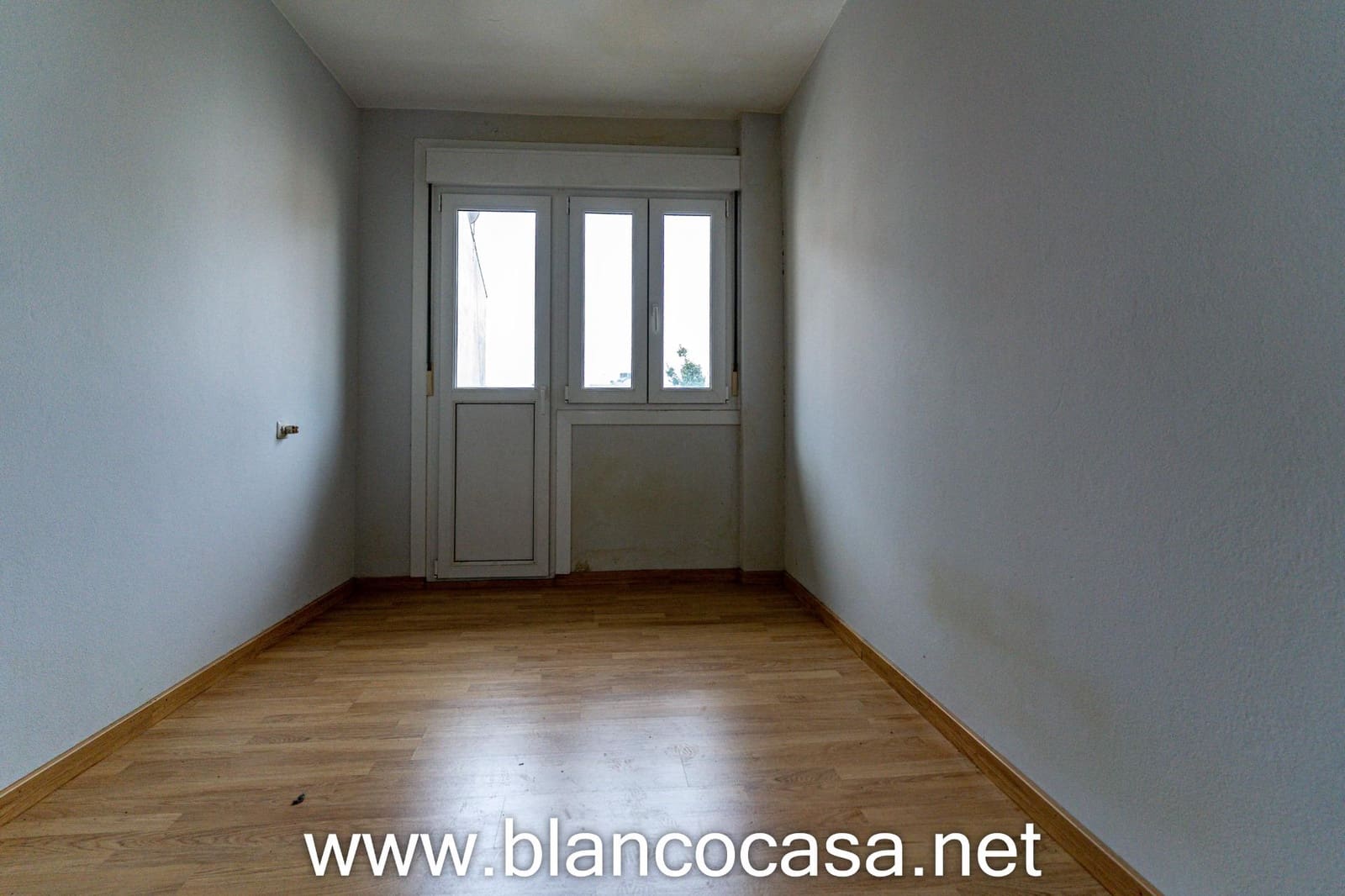 3 bedroom Flat for sale in Carballo - € 74,990 (Ref: 9468564)