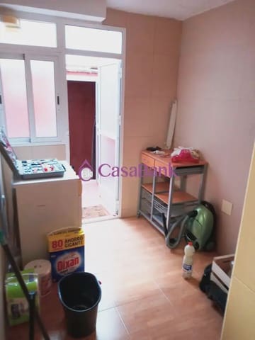 3 sypialnia Mieszkanie na sprzedaż w Fátima, Miasto Kordoba - 147 500 € (Ref: 9904753)