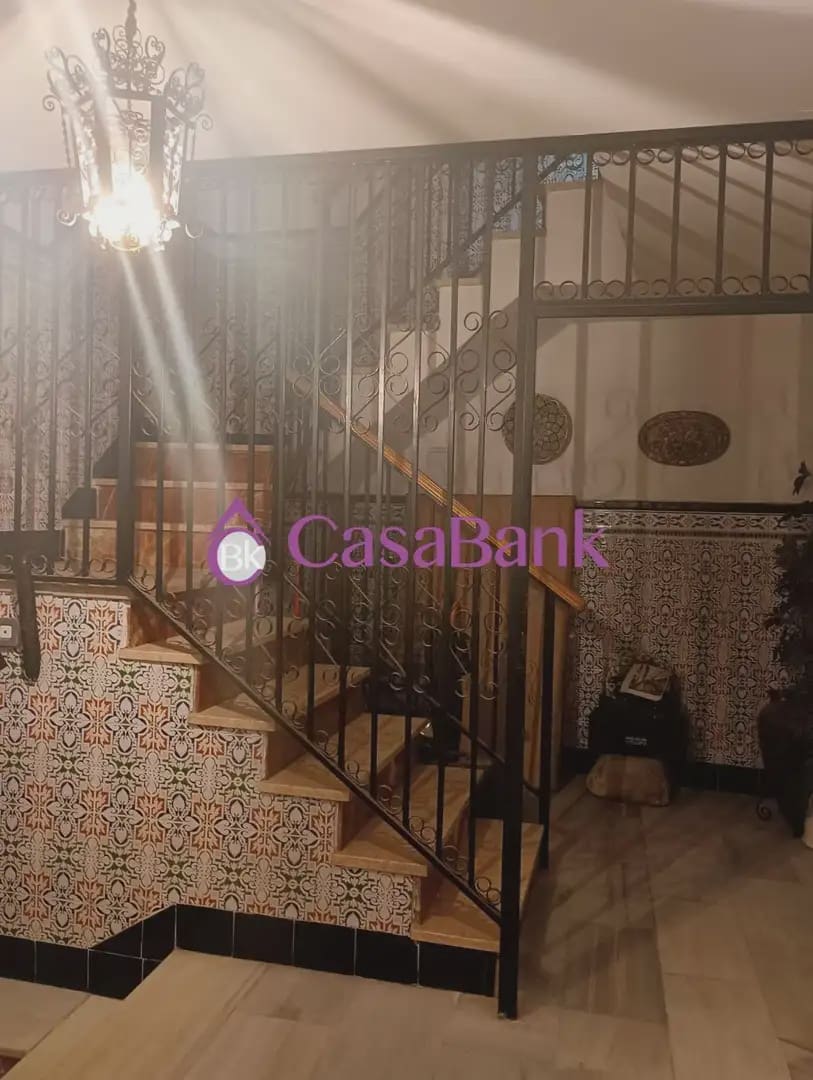 10 sypialnia Dom na sprzedaż w Miasto Kordoba z garażem - 450 000 € (Ref: 9904754)