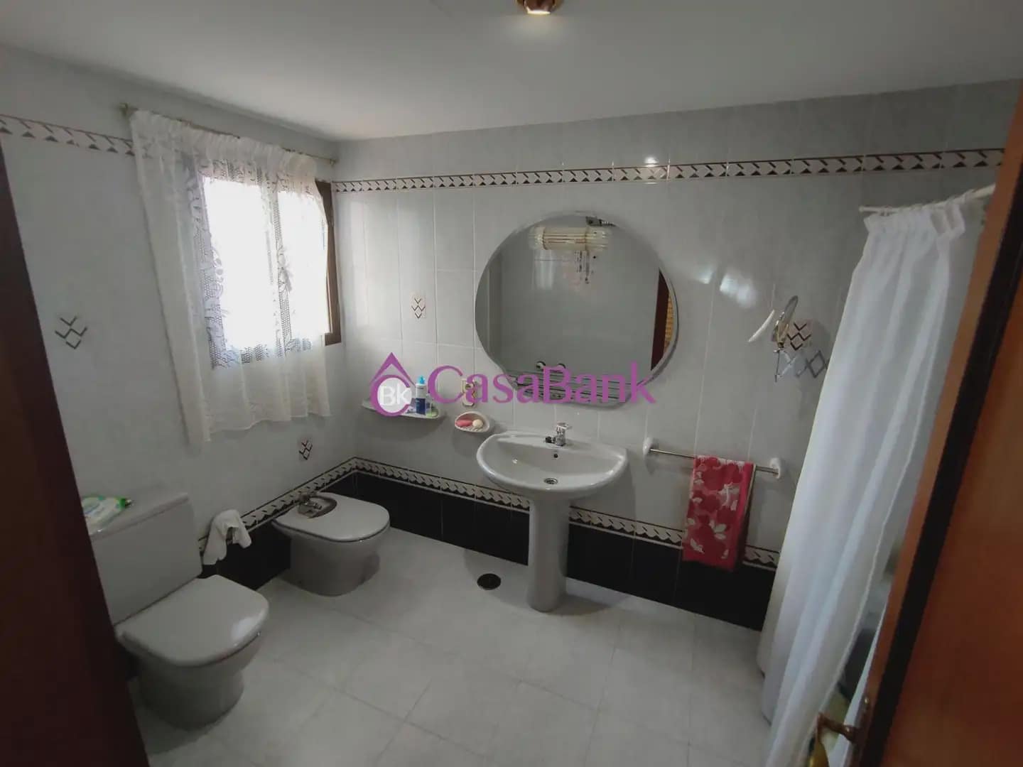 10 soverom Villa til salgs i Cordoba by med svømmebasseng garasje - € 690 000 (Ref: 9904756)