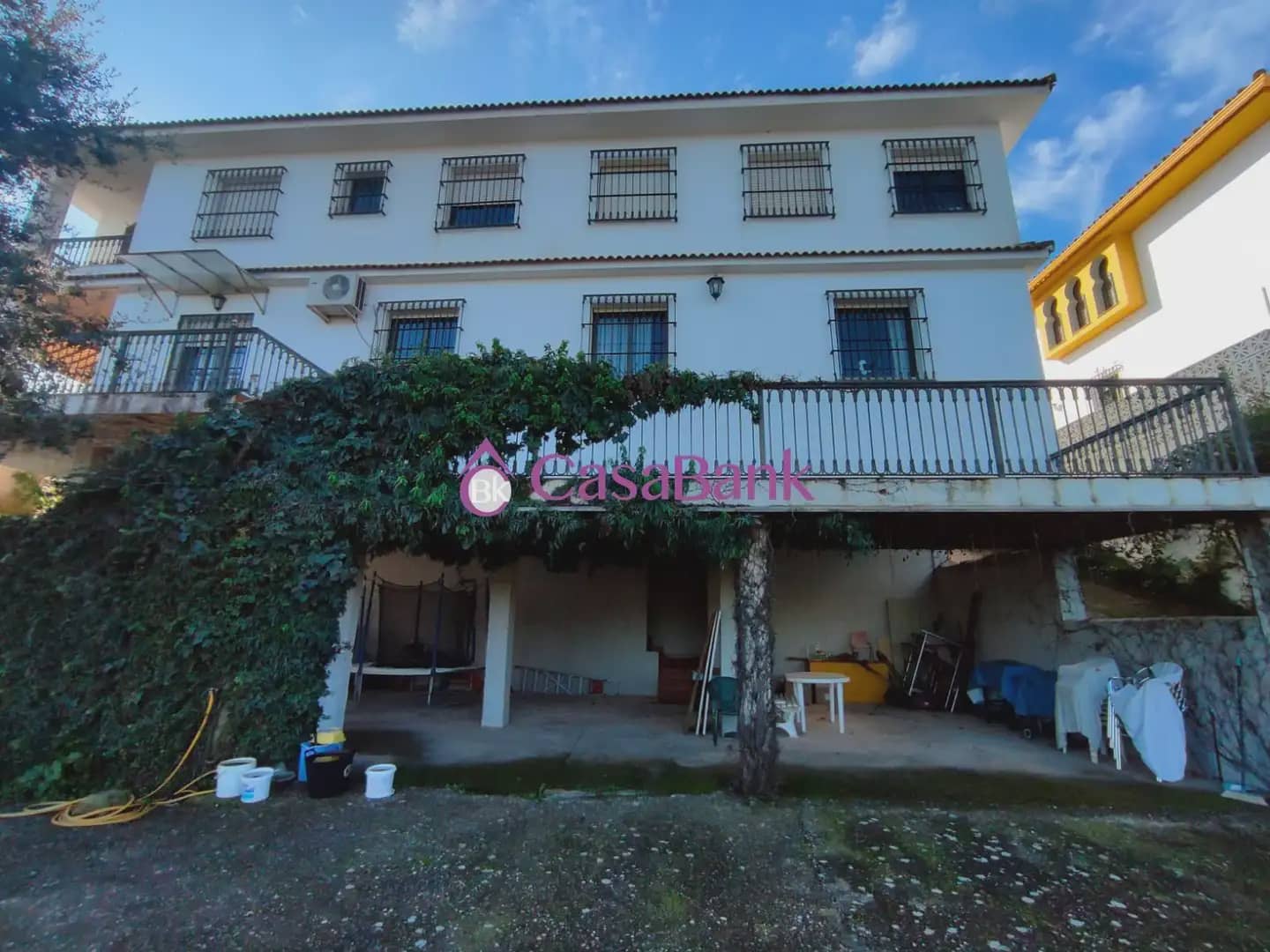 10 soverom Villa til salgs i Cordoba by med svømmebasseng garasje - € 690 000 (Ref: 9904756)