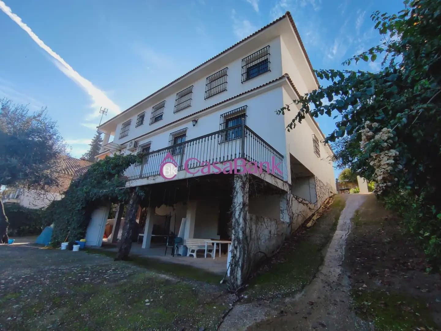 10 soverom Villa til salgs i Cordoba by med svømmebasseng garasje - € 690 000 (Ref: 9904756)